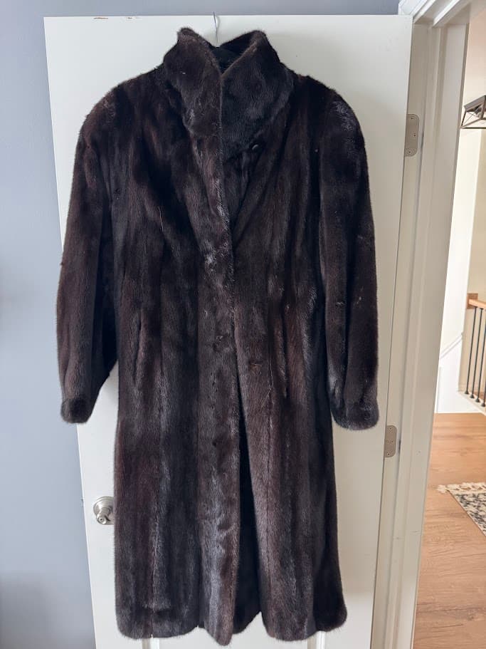 Full-length black mink, Blackglama, from The Evans Collection - Image 1